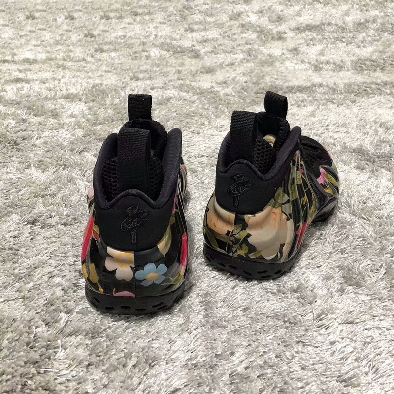 Authentic Nike Air Foamposite One “Floral”